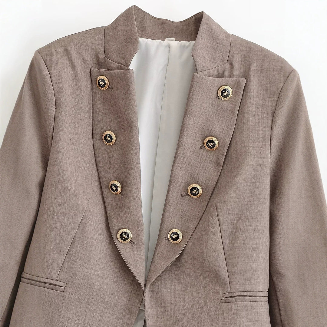 Women's short blazer with tailored silhouette and decorative double row of decorative buttons Mune Fashion