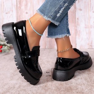 Women chunky patent loafers with crocodile embossing and textured rubber sole Mune Fashion
