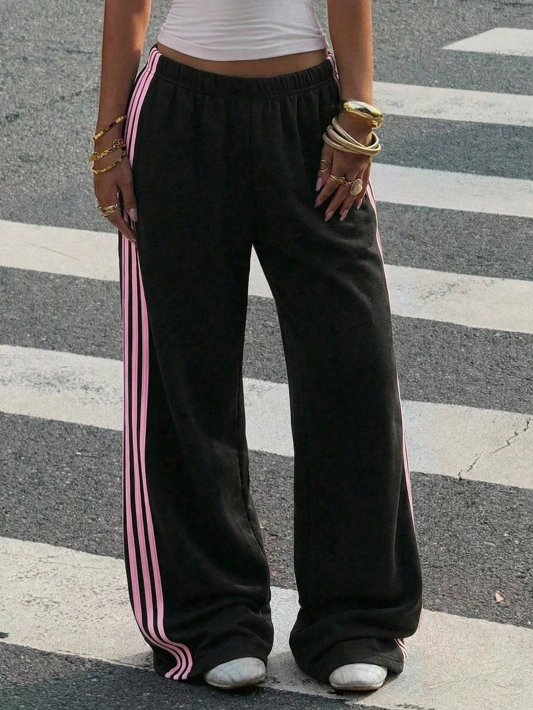 Women's Wide Training Pants with Elastic Waistband and Contrast Stripes Mune Fashion