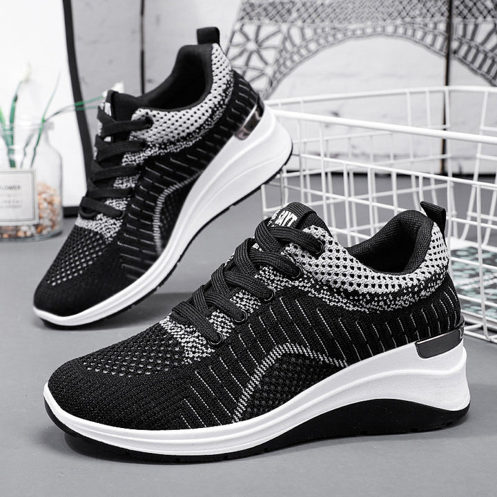 Women's knitted wedge sneaker with breathable knitted upper material, padded comfort insole and non-slip profile sole Mune Fashion