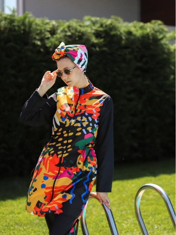 Women's Sporty Swimwear with Artistic Design Mune Fashion
