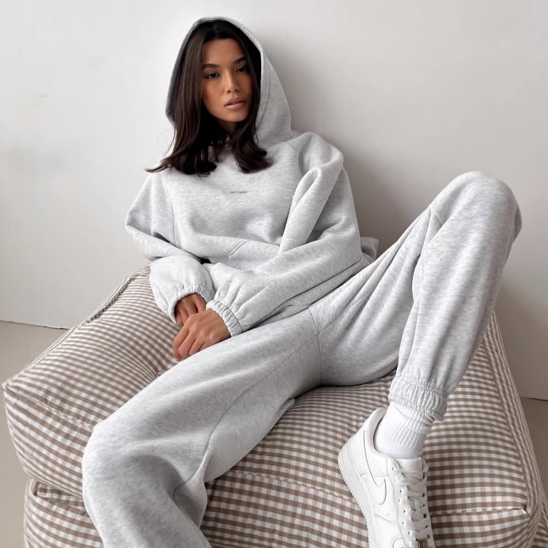 Women's Oversized Sweatshirt and high-waisted Jogging Pants Loungewear Set made of soft Cotton Fleece with elastic waistband Mune Fashion