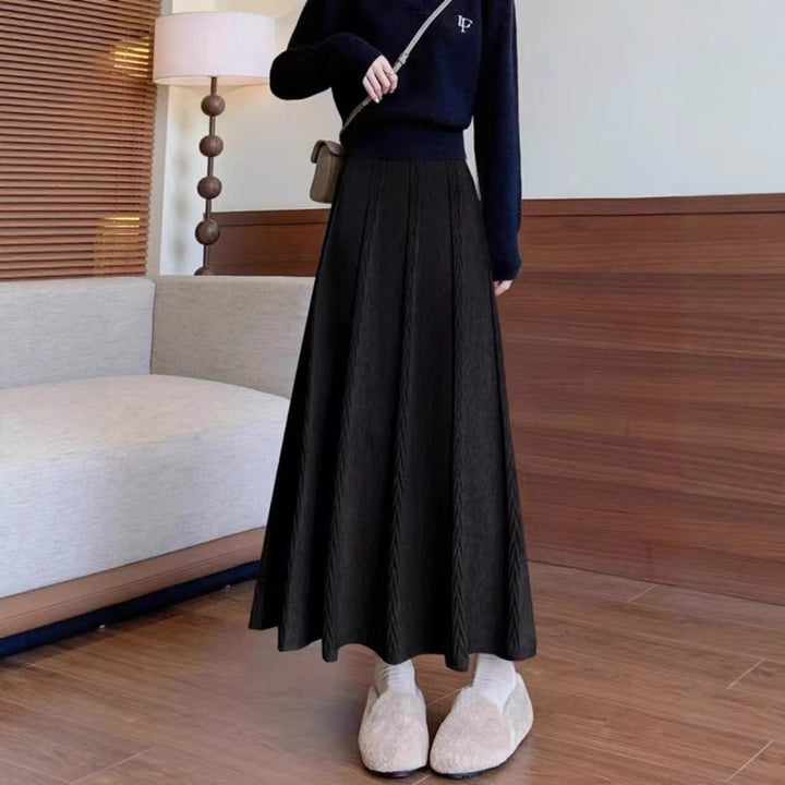 Ladies Elegant Midi Skirt with Fine Cable Pattern Mune Fashion