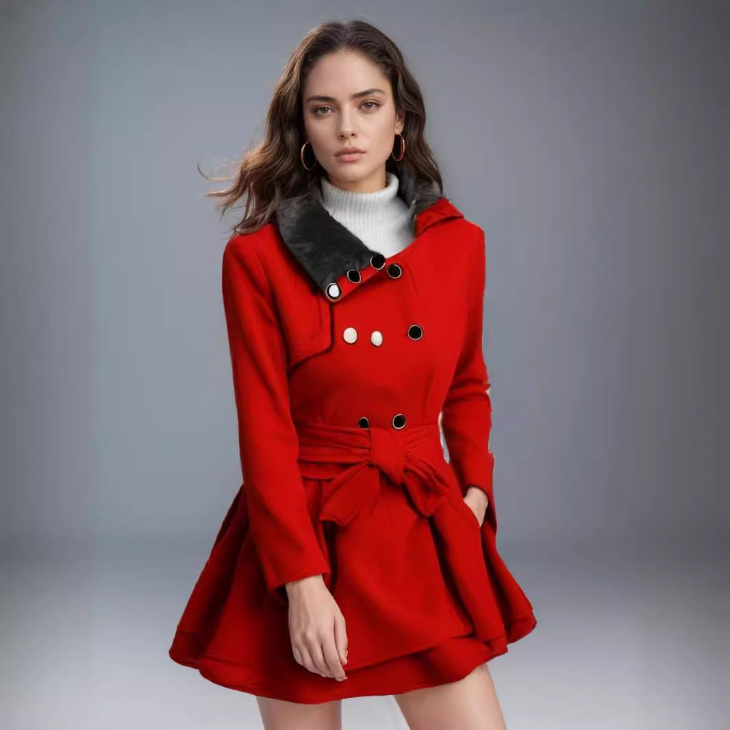 Women's tailored coat with flared skirt and faux fur collar Mune Fashion