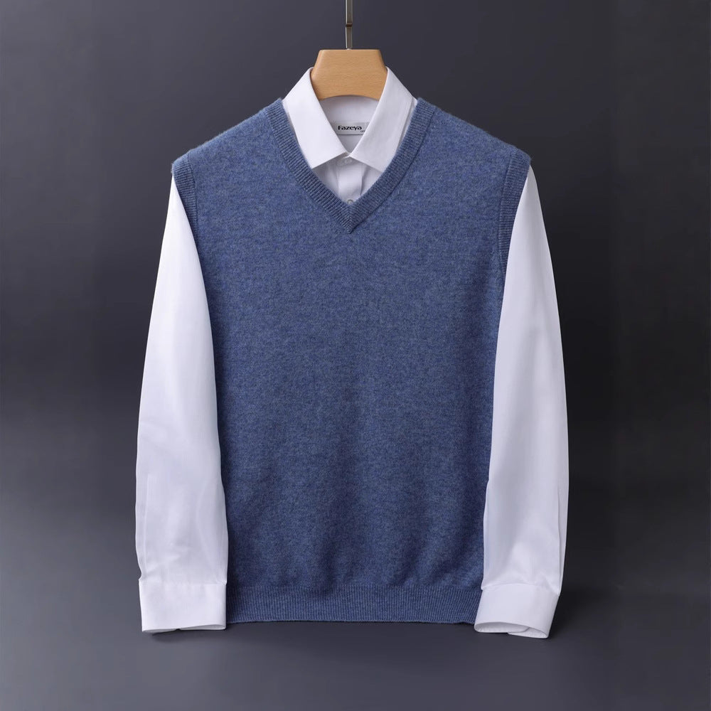 Men's Fine V-Neck Knit Vest Made of Merino Blend with Ribbed Hem Mune Fashion
