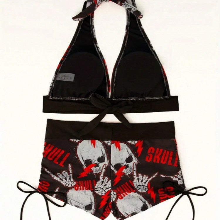 Ladies bikini set with deep V-neck and contrasting shorts Mune Fashion
