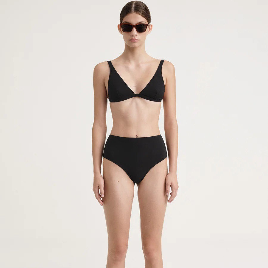 Women's triangle bikini top with adjustable straps Mune Fashion
