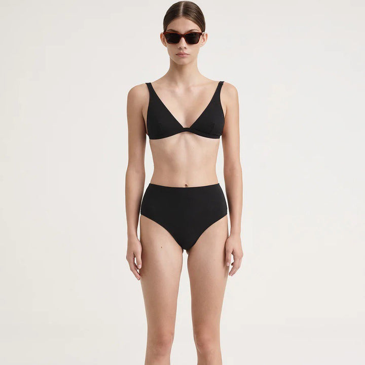 Women's triangle bikini top with adjustable straps Mune Fashion