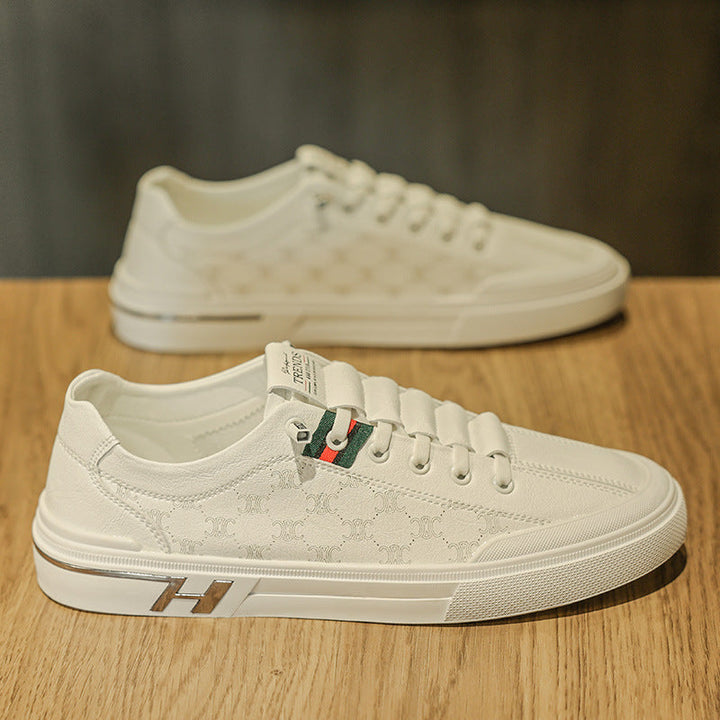 Women's sneaker with fashionable embossed design and comfortable sole Mune Fashion