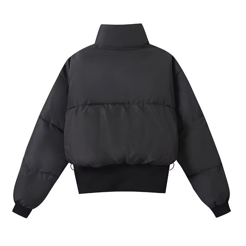 Ladies short padded bomber-style puffer jacket with high stand-up collar and elastic waistband Mune Fashion