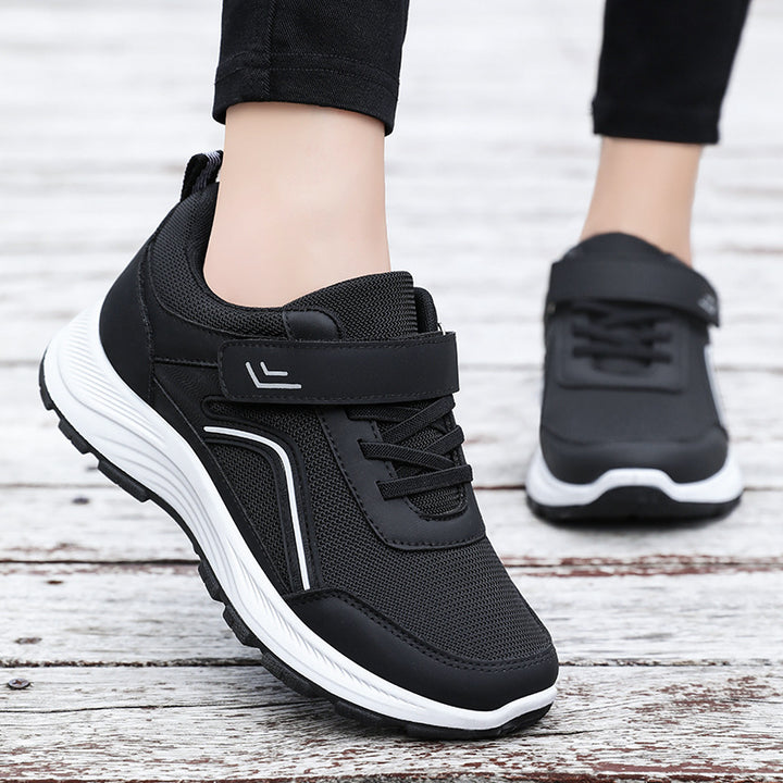 Ladies' nano comfort everyday sneakers with Velcro strap, padded shaft and shock-absorbing lightweight sole Mune Fashion