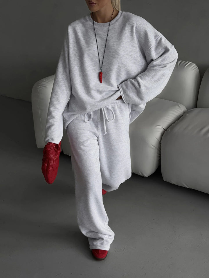Women Oversized Loungewear Set with Relaxed Long Sleeve and Wide High Waist Jogger Mune Fashion