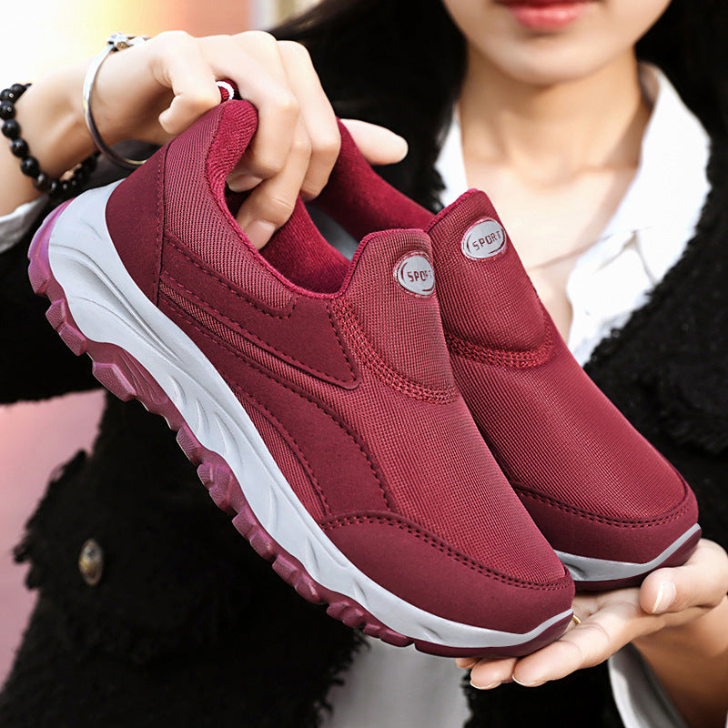 Women’s lightweight slip-on walking sneaker with elastic entry, padded memory insole, and profiled non-slip outsole Mune Fashion