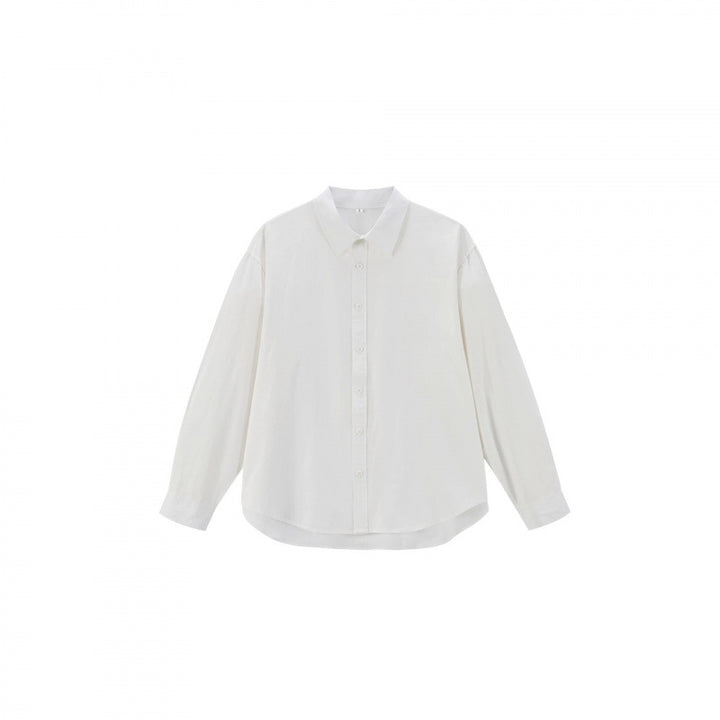 Women's Loose Oversized Blouse Shirt with Kent Collar, Full Button Placket and Rounded Hem Mune Fashion