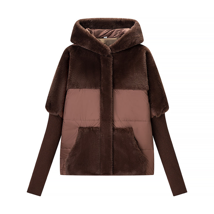Women's short quilted jacket in cocoon cut with voluminous faux fur trim and hood Mune Fashion