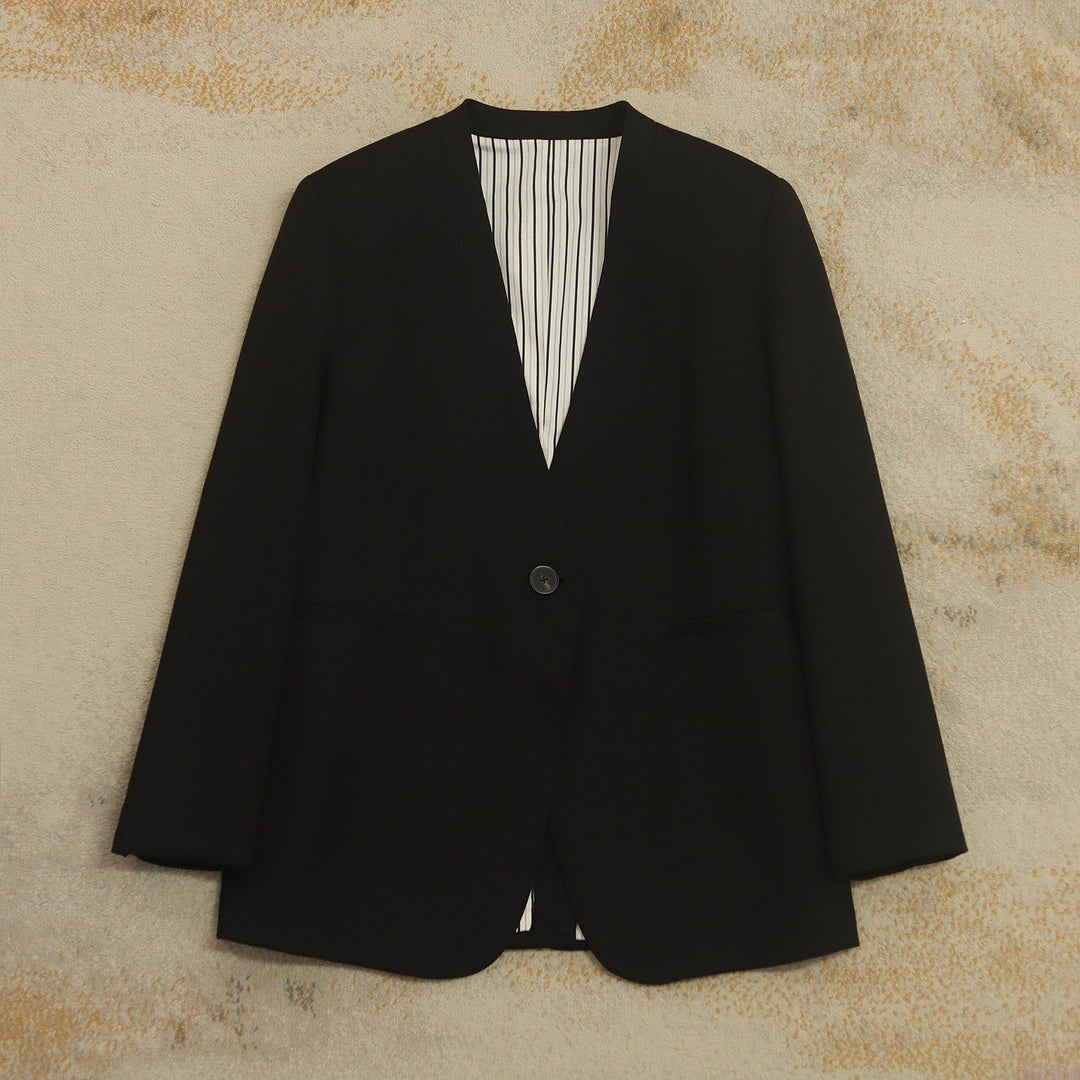 Ladies Elegant Blazer Set with Stylish Cut Mune Fashion
