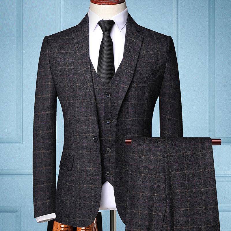 Men's three-piece suit made of wool blend with check pattern and tailored fit Mune Fashion