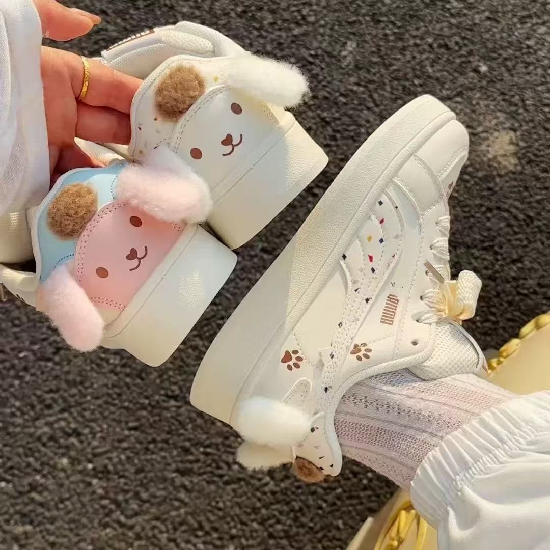 Women's sneakers with cute animal design and fluffy details Mune Fashion
