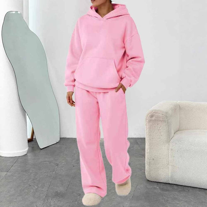 Women's two-piece leisure lounge set with hoodie, kangaroo pocket, and straight lounge pants made of soft cotton blend Mune Fashion