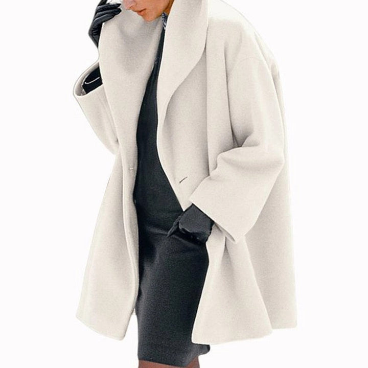 Ladies oversized wool blend coat with wide shawl collar and A-line cut Mune Fashion