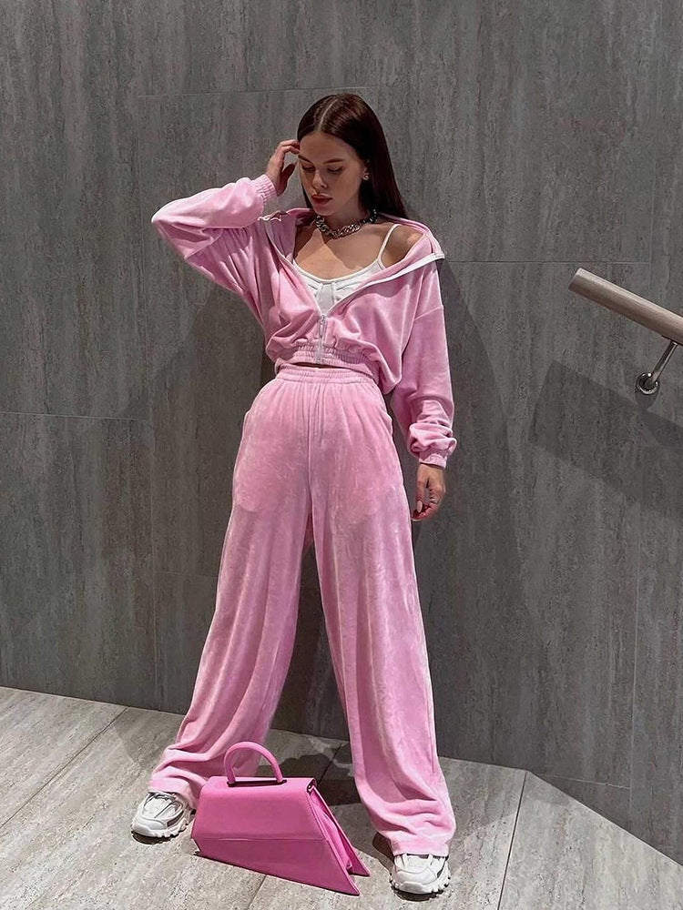 Women's Cropped Velour Jogging Set with Half Zipper, Gathered Comfort Waistband and Wide Cuffs Mune Fashion
