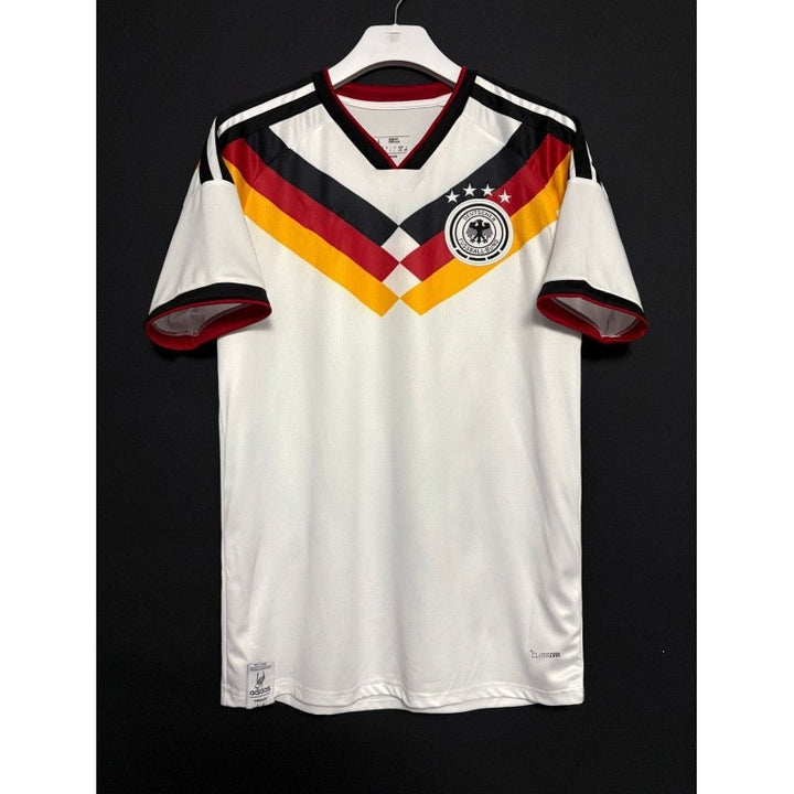 Men's breathable performance soccer jersey with mesh inserts and embroidered Mune Fashion badge