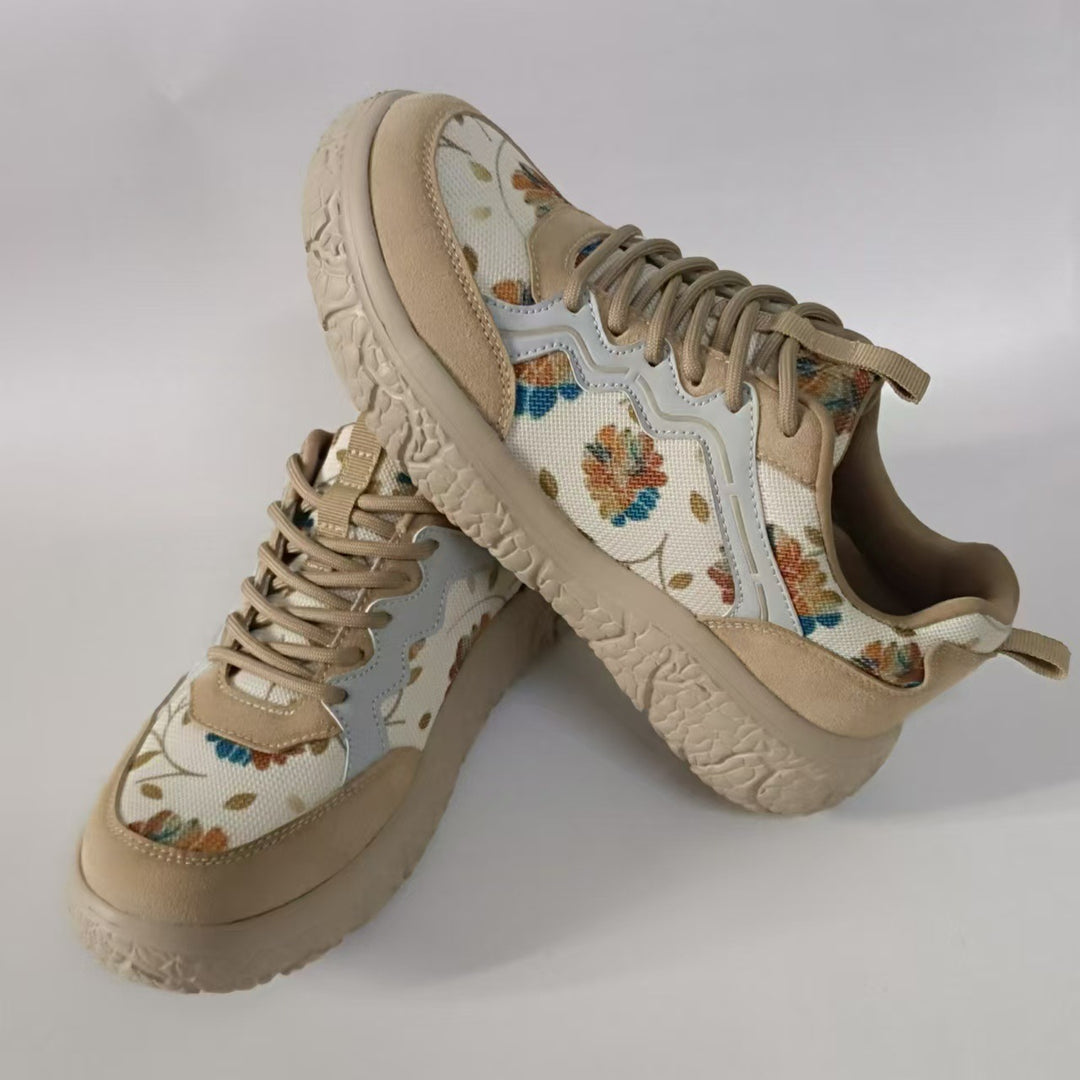 Women's fashionable platform sneakers with floral canvas pattern and suede trim Mune Fashion