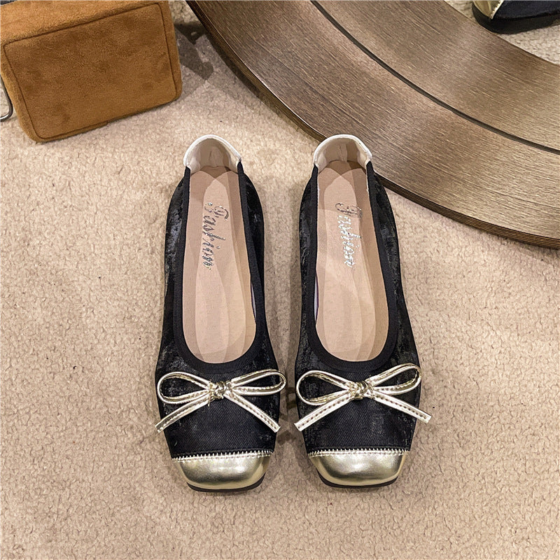 Women's ballerina slippers with square toe, bow appliqué and viscoelastic footbed Mune Fashion