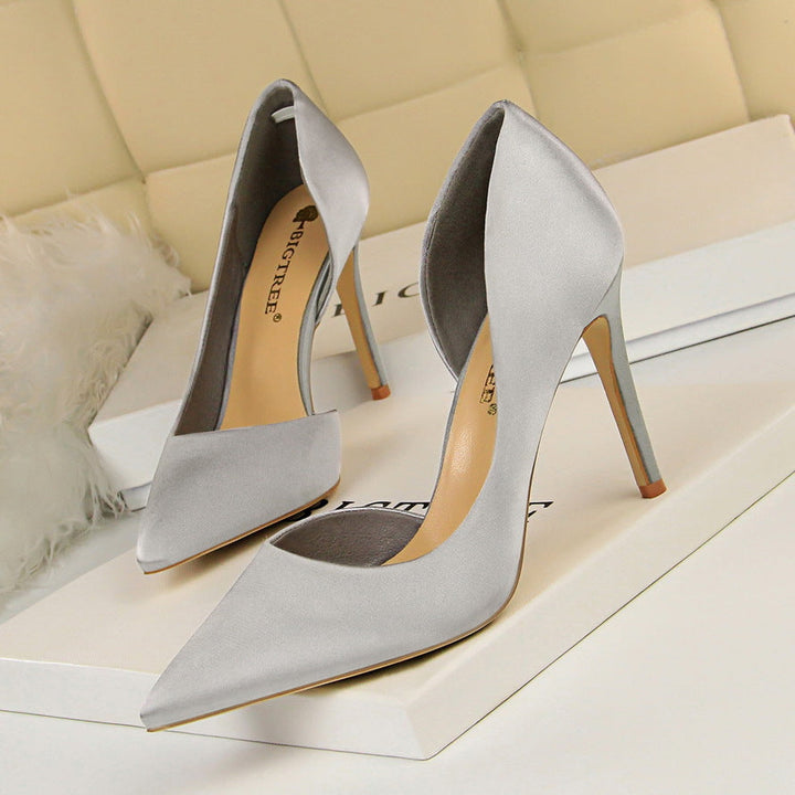 Ladies Elegant Stiletto Pumps with Open Heel and Pointed Design Mune