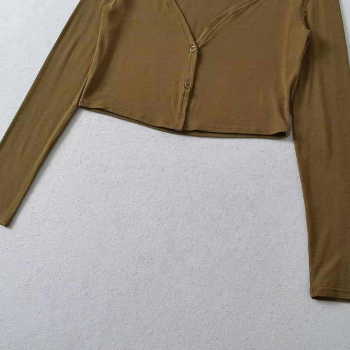 Women's Short Fine Knit Cardigan with Deep V-Neck and Button Front Mune Fashion