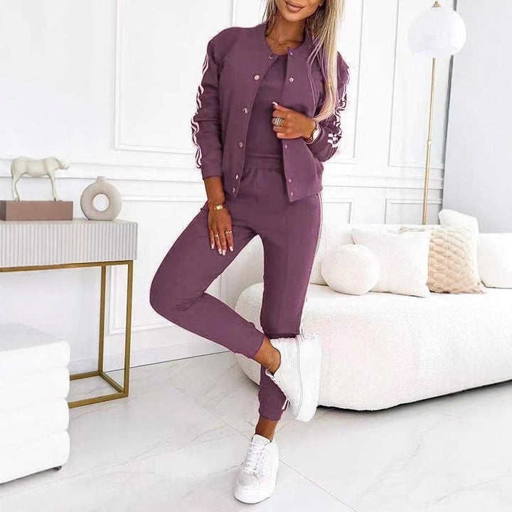 Women's trendy jogging suit set with college jacket, short top and slim-fit jogging pants Mune Fashion