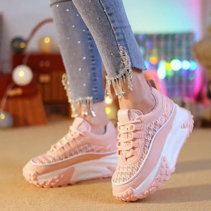 Women’s Sporty Chunky Sneakers with Futuristic Design and Breathable Upper Material Structure Mune Fashion