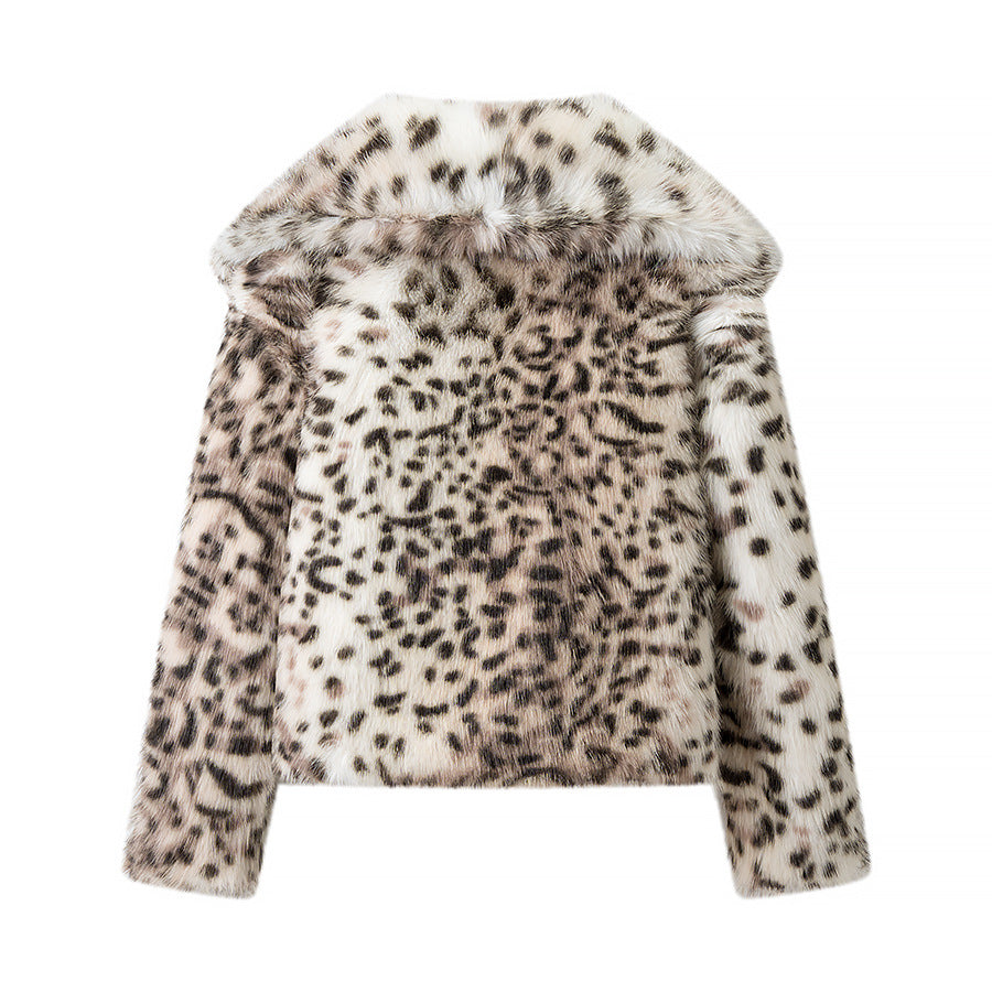 Women Short Cut Cozy Faux Fur Coat with Leopard Print and Stand-Up Collar Mune Fashion