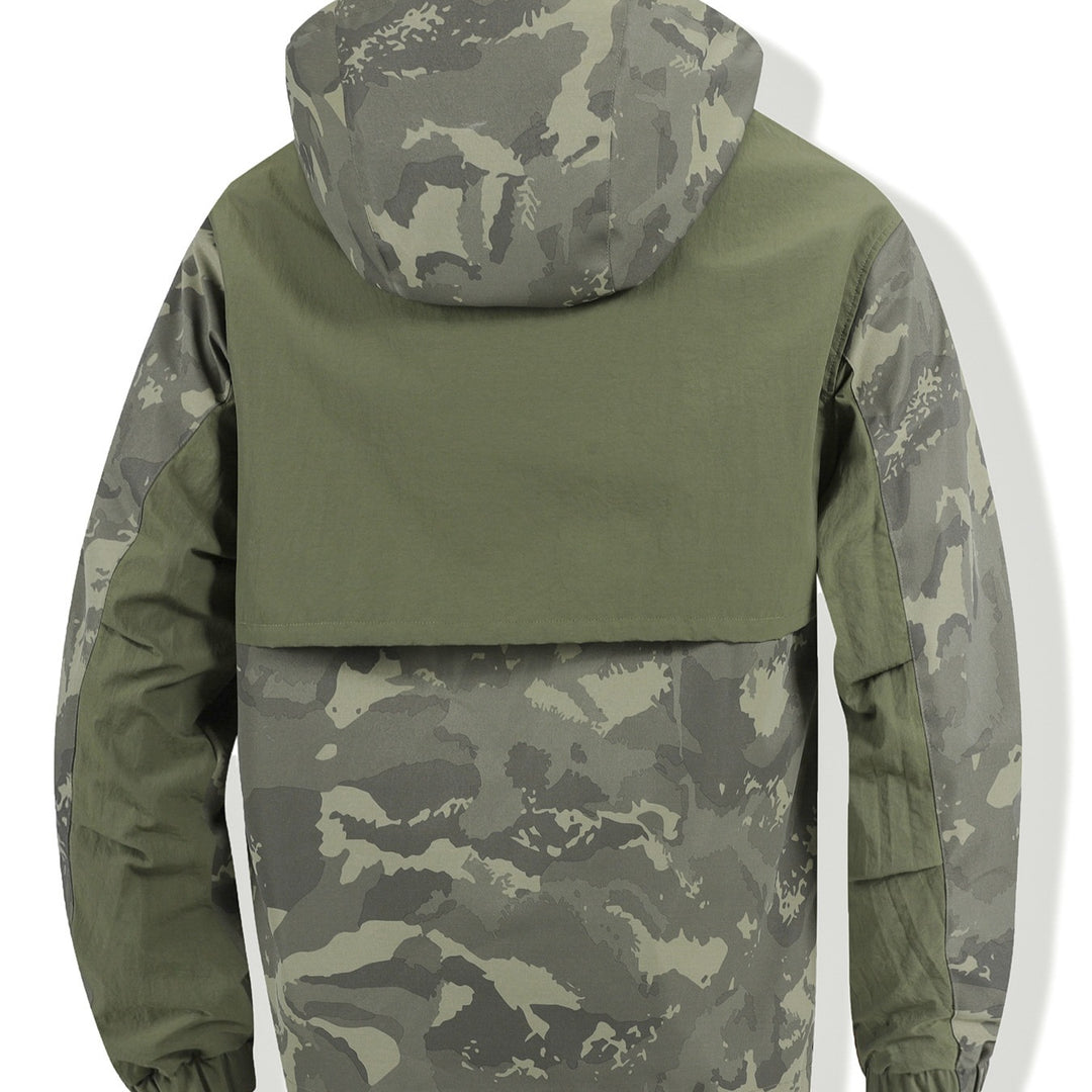 Men's camouflage anorak with hood, half zipper and water-repellent coating Mune Fashion