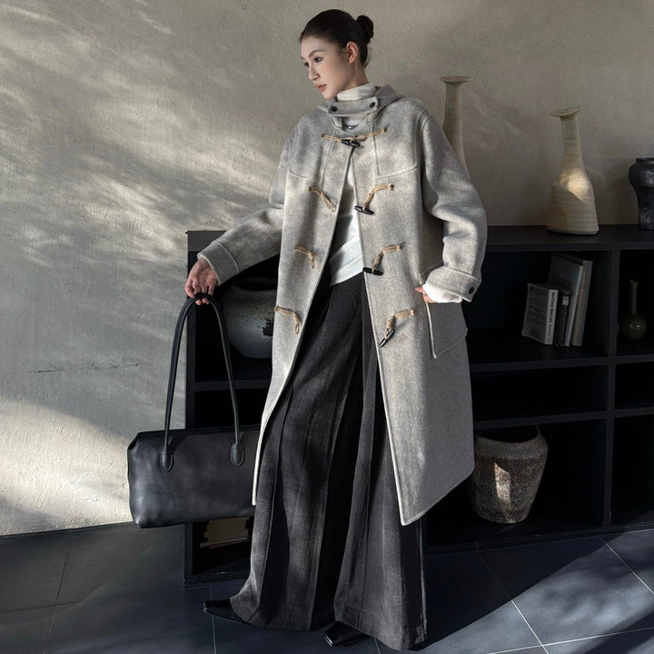 Women's wool duffle coat with toggle closures and oversized fit Mune Fashion