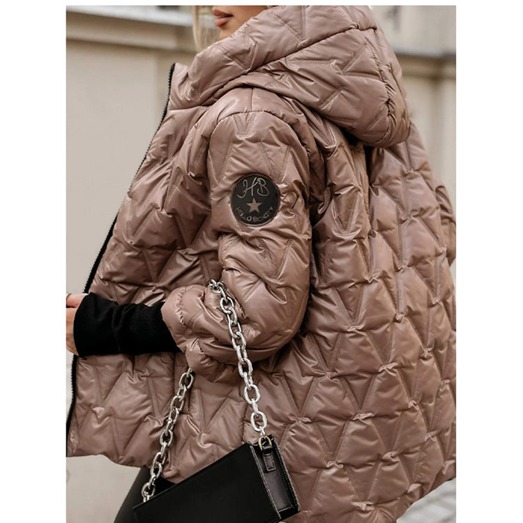 Women nan short quilted padded jacket with high collar wet look and ribbed cuffs Mune Fashion