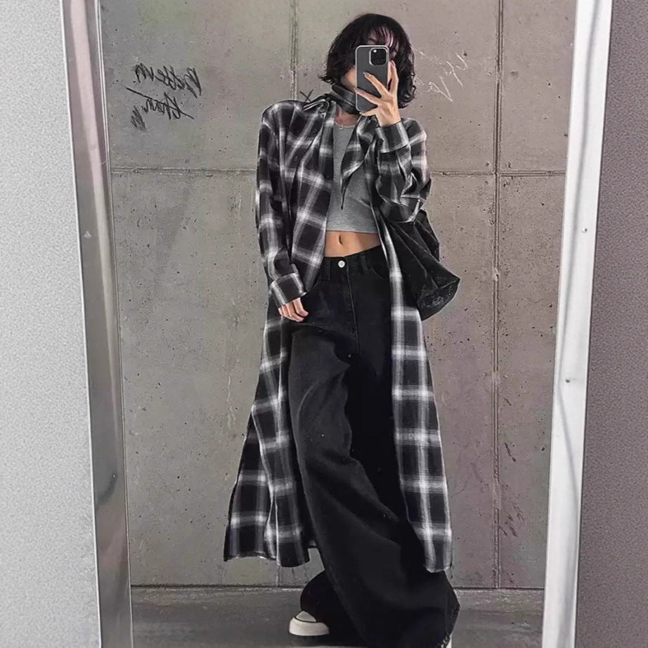 Women's long checkered shirt in oversized cut with waist knot detail and side slits Mune Fashion