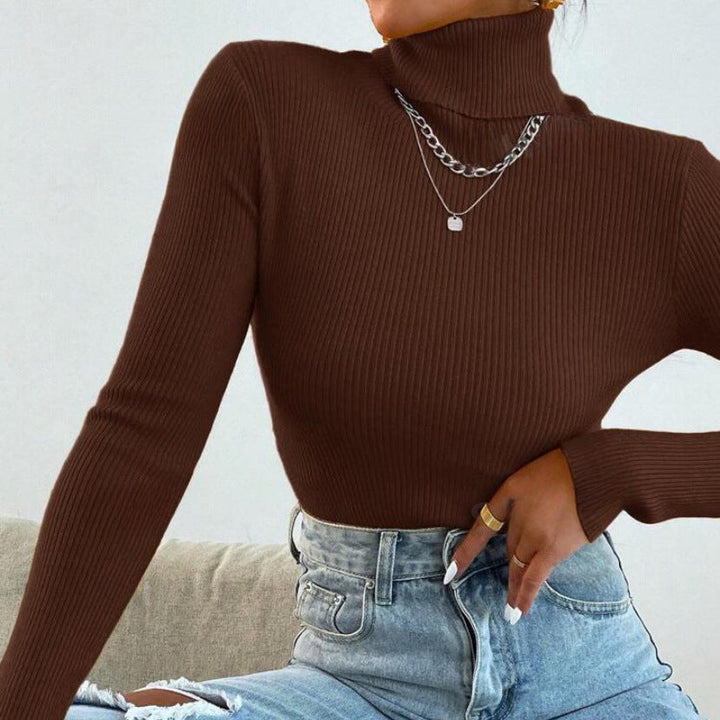 Women's Elegant Turtleneck Sweater with Fine Ribbed Texture Mune
