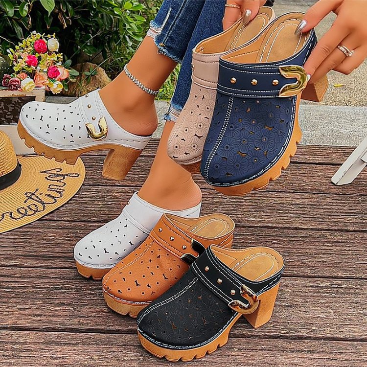 Ladies' platform mules with chunky profile sole, mid-height block heel and decorative buckle Mune Fashion