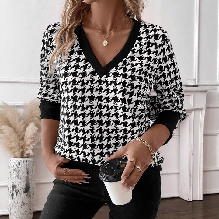 Women's V-neck knitted pullover with houndstooth pattern and ribbed cuffs Mune Fashion