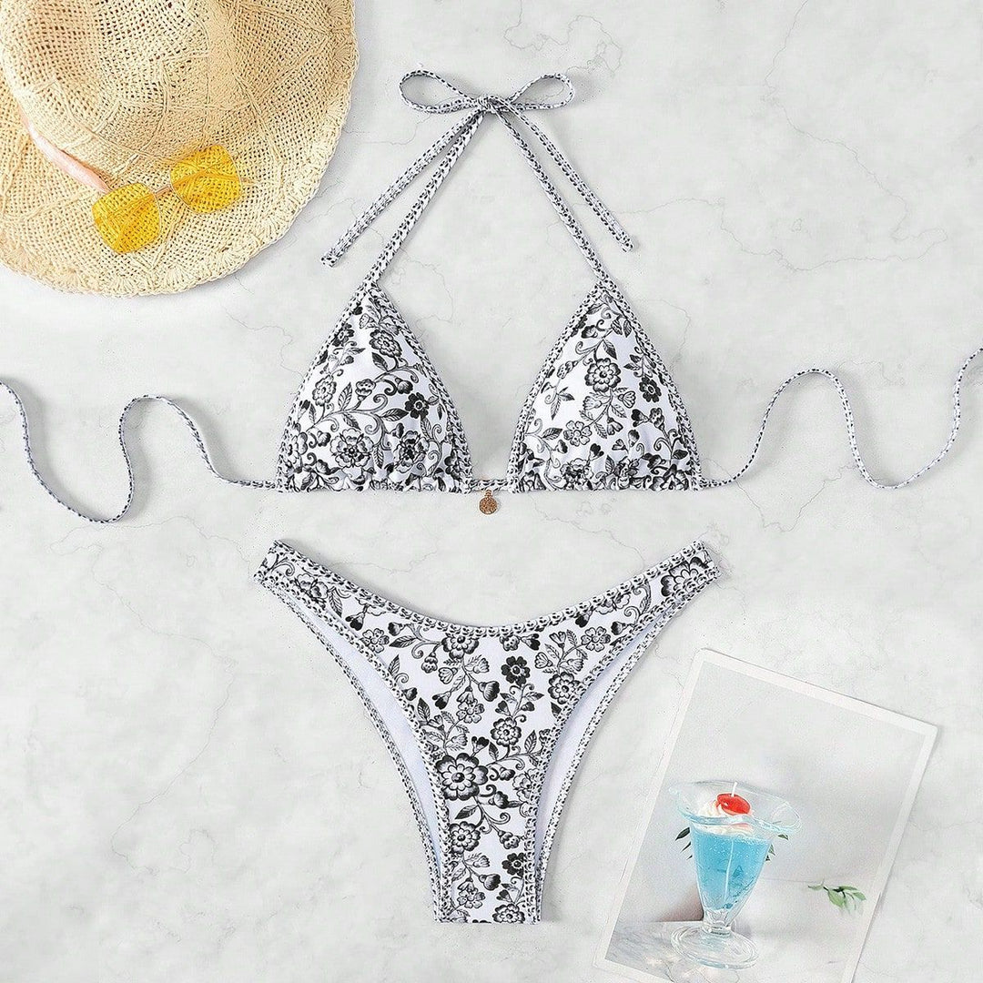 Women's triangle bikini with floral lace Mune Fashion