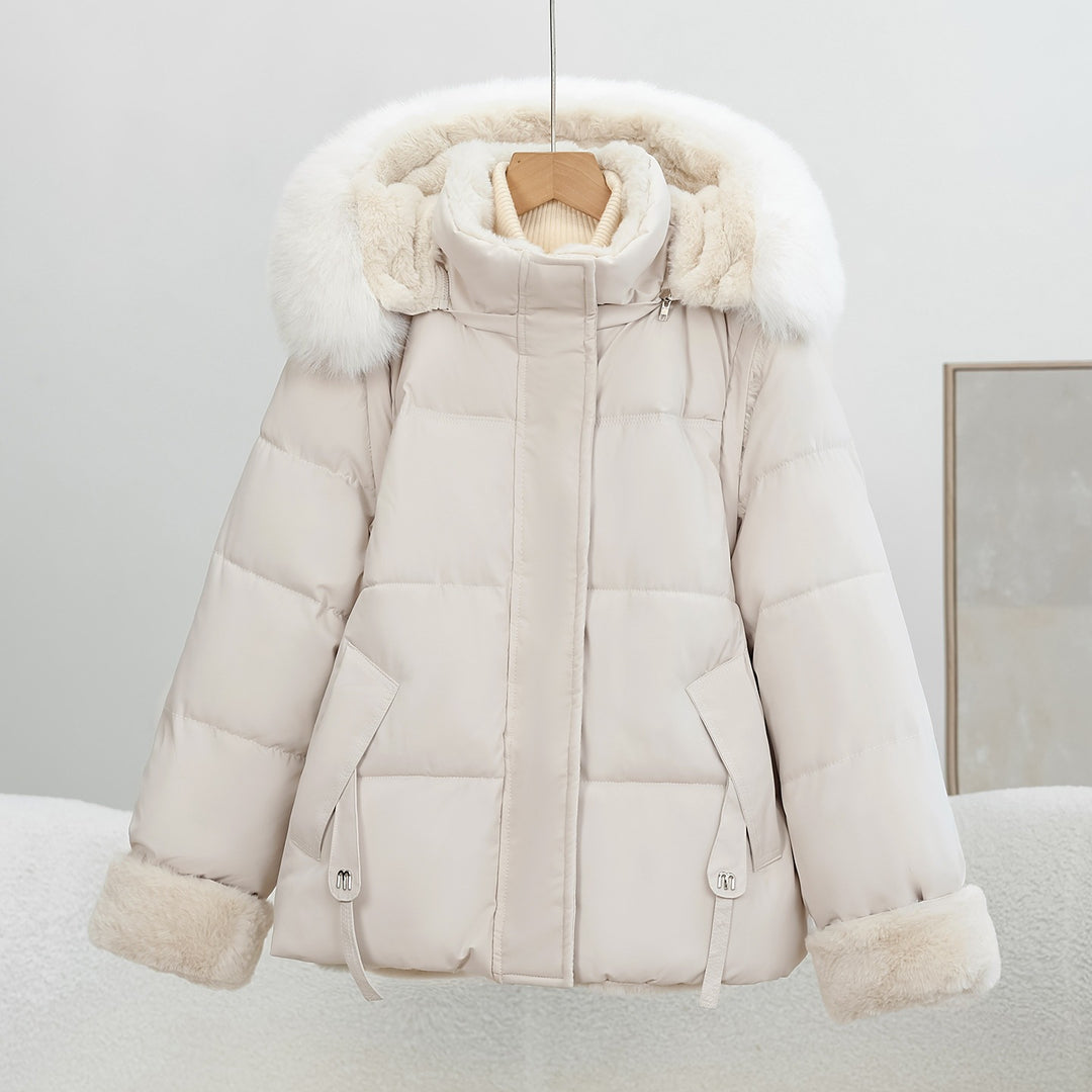 Women's short faux fur jacket with hood and extra voluminous collar Mune Fashion