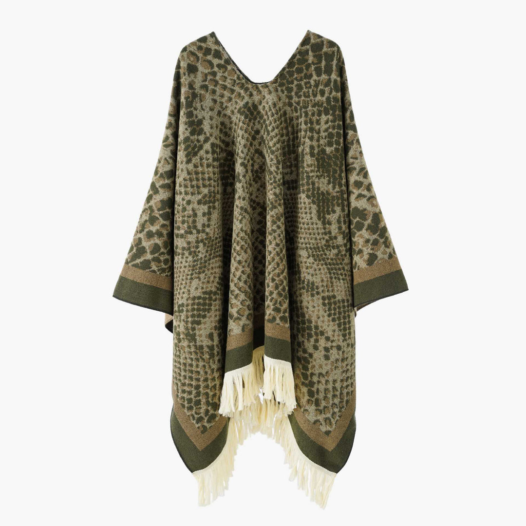 Women's Jacquard Poncho with V-Neck, Animal Print and Fringed Hem Mune Fashion