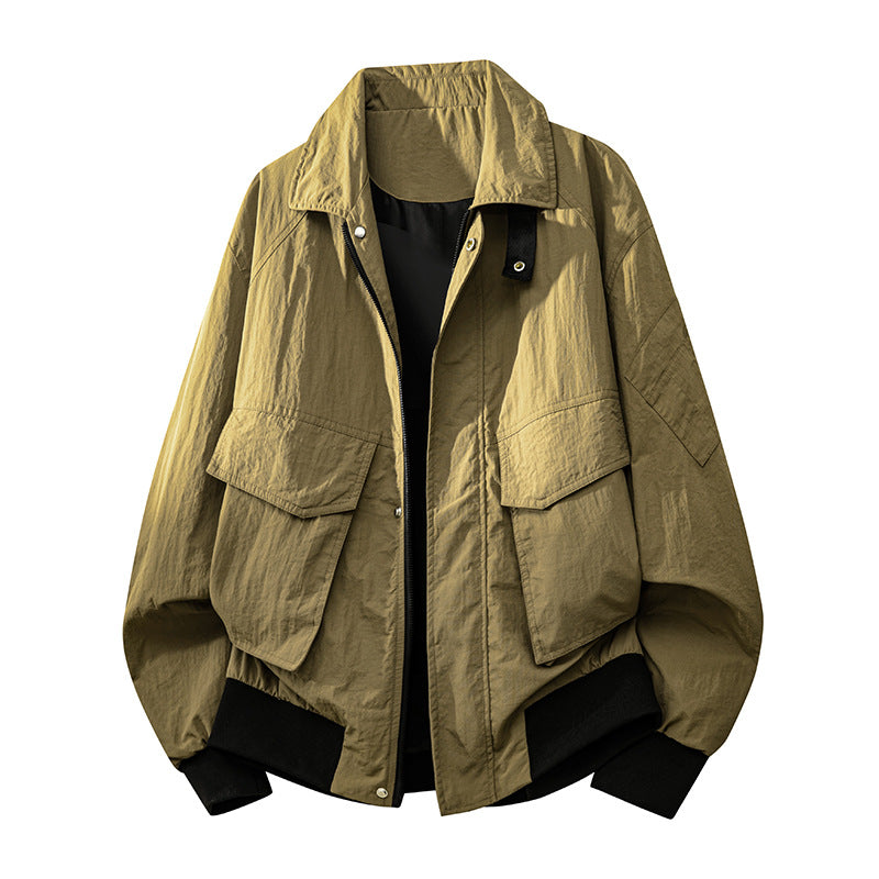 Men's lighter field bomber jacket with generous flap pockets, concealed zip placket and ribbed cuffs Mune Fashion