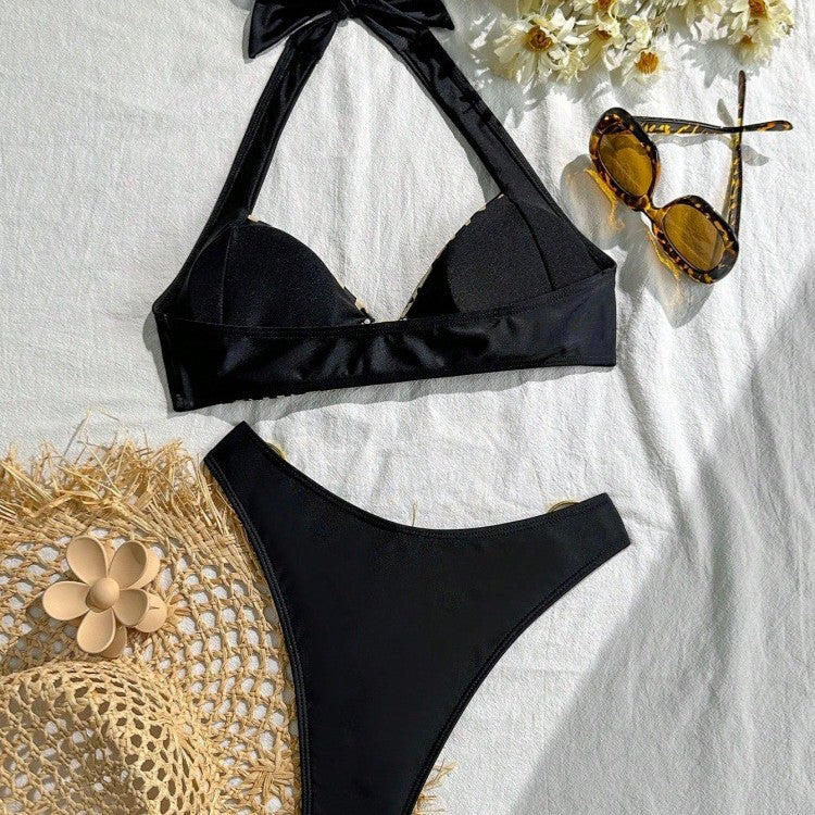 Women's bikini set with stylish leopard pattern and adjustable strap system Mune Fashion