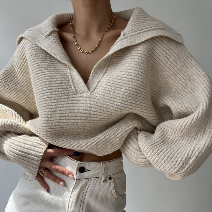 Women's chunky knit pullover with wide collar and V-neck Mune Fashion