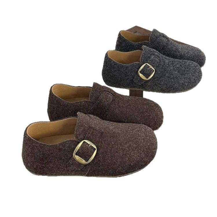 Ladies Comfortable Molitor Slippers with Buckle Detail Mune Fashion