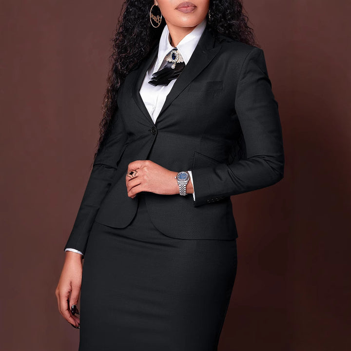 Women's tailored business suit with short blazer and fitted pencil skirt Mune Fashion