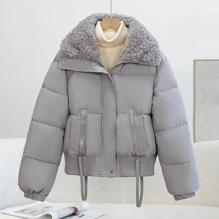 Women's cropped puffer jacket with teddy collar, zip pockets and ribbed cuffs Mune Fashion