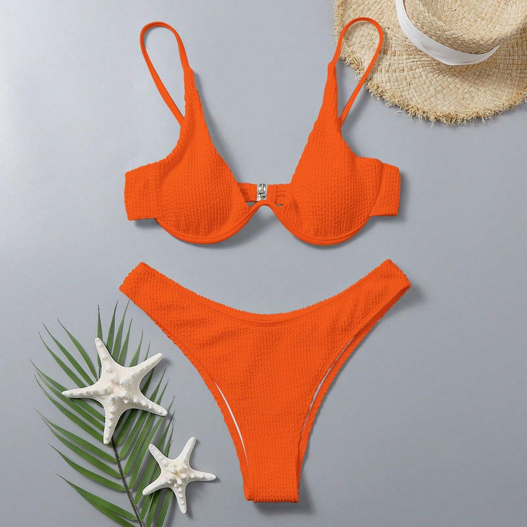 Women's Comfortable Triangle Bikini with Structured Texture Mune Fashion